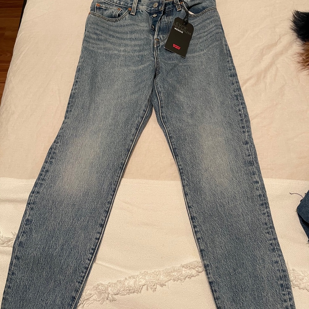 Levi’s wedgie jeans 501